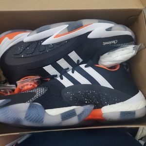 Men's Adidas Basketball Shoes
